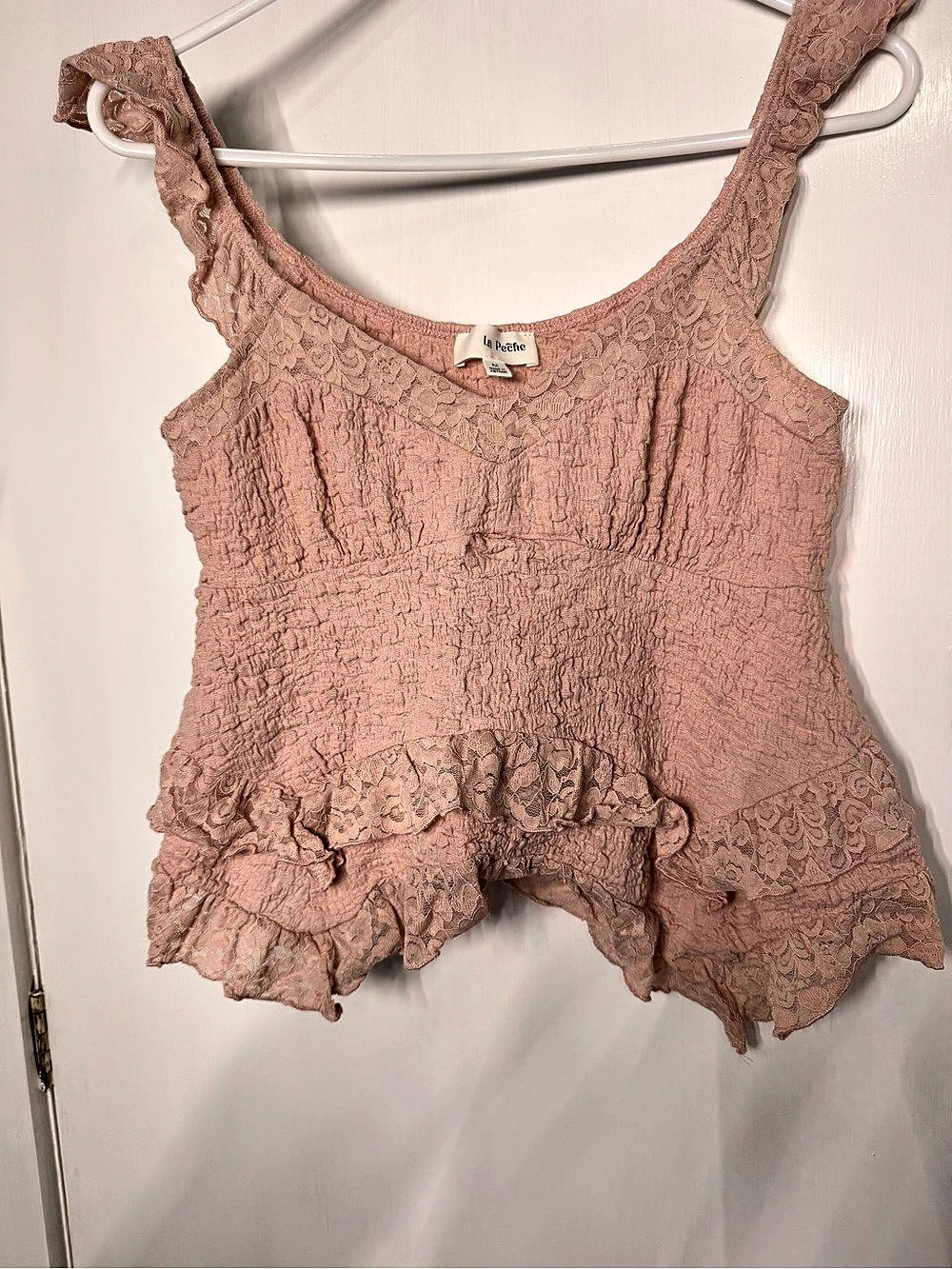 la Pêche Floral Lace Ruffle Tank Top in Pink Size Medium